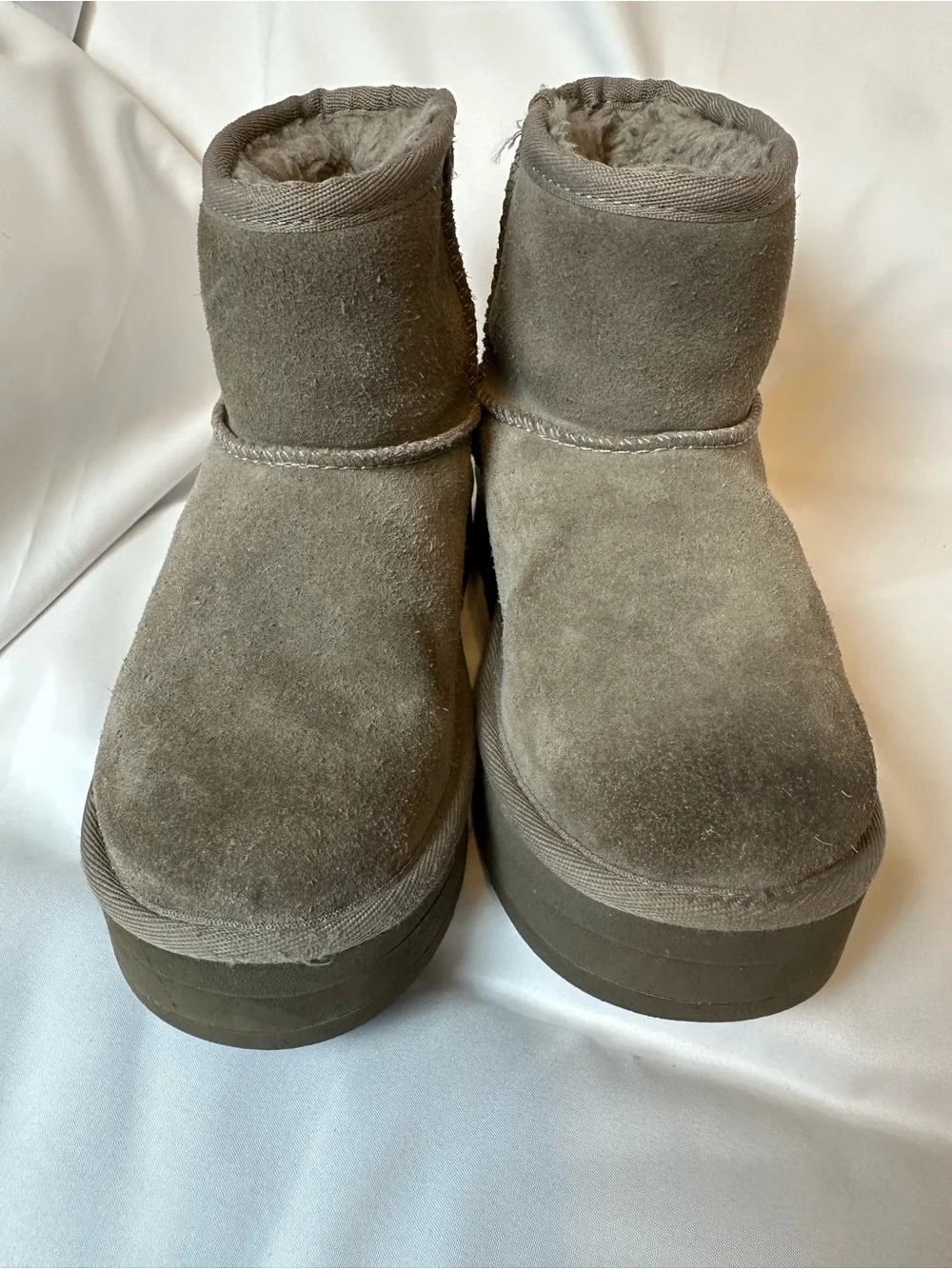 UGG Classic Mini Platform Gray Suede Boots Kids Size 2